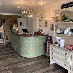 Hickory Hill Motel - Vintage Motel Lobby