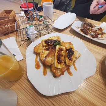 Toast 101 - Banana Foster.. I can still smell this. - Breakfast & Brunch Near Me - Tucson, Arizona Toast 101 - Banana Foster.. I can still smell this. - Breakfast & Brunch Near Me - Tucson, Arizona