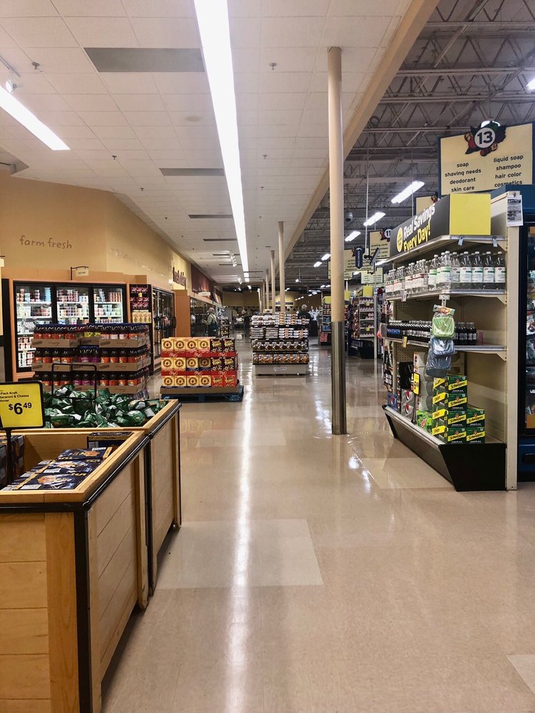 HANNAFORD SUPERMARKETS Updated October 2024 25 Reviews 900