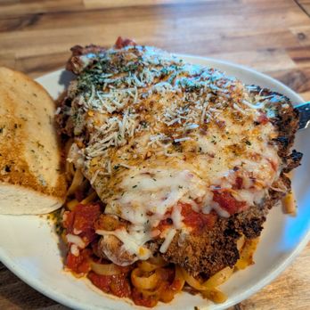 98 Mill - Chicken Parmesan - Burgers Near Me - Saint Johnsbury, Vermont