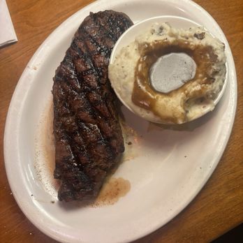 Texas Roadhouse - Hand-Cut Sirloin (16oz) - Steakhouses Near Me - Montgomeryville, Pennsylvania Texas Roadhouse - Hand-Cut Sirloin (16oz) - Steakhouses Near Me - Montgomeryville, Pennsylvania