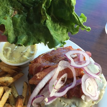 Fido - Those don't look like caramelized onions to me - Coffee & Tea Near Me - Nashville, Tennessee