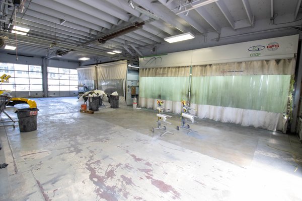 CANYON ROAD AUTO BODY & COLLISION CENTER - Updated May 2025 - 44 Photos