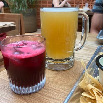 Lonesome Rose - Andersonville - Jamaica punch and IPA - Tex-Mex Near Me - Chicago, Illinois Lonesome Rose - Andersonville - Jamaica punch and IPA - Tex-Mex Near Me - Chicago, Illinois