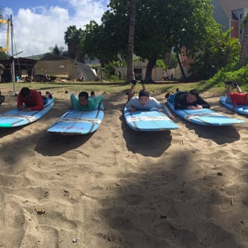Maui Waveriders Lahaina - Lessons - Surfing Near Me - Lahaina, Hawaii