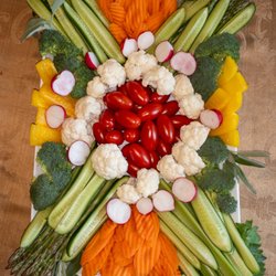Curated Creations - X-Large Veggie platter with dips!