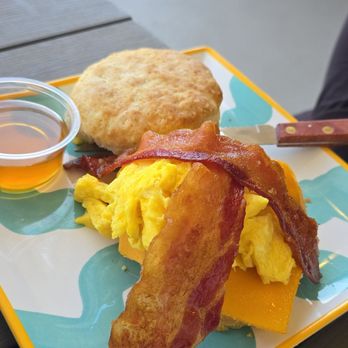 Biscuit Belly - Grandview Heights - The Basic Biscuit - Breakfast & Brunch Near Me - Columbus, Ohio