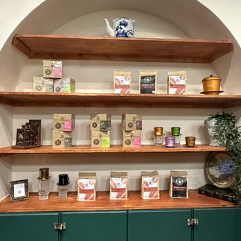 Le'Drip Coffee And Tea - All these small items are available for purchase. - Coffee & Tea Near Me - Houston, Texas Le'Drip Coffee And Tea - All these small items are available for purchase. - Coffee & Tea Near Me - Houston, Texas