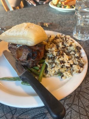 Wally's South 17 Supper Club by null
