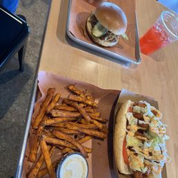 Pulled Rib Sandwich