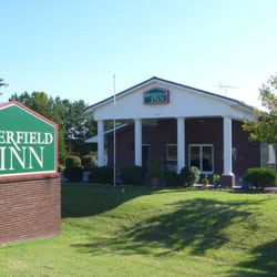 Deerfield Inn - front of property