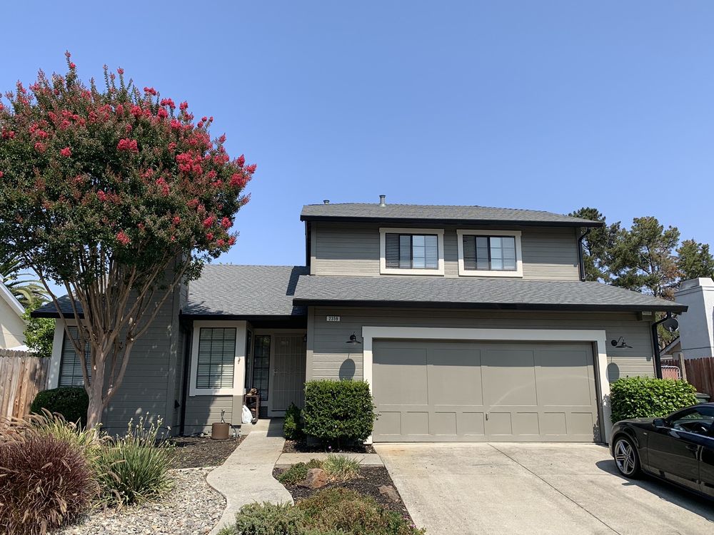 Slide of Escalante & Son Roofing