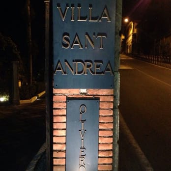 Hotel Villa Sant'andrea - Entry way. - Taormina, Maine