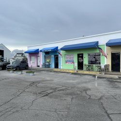 Venice Italian Kitchen - Storefront