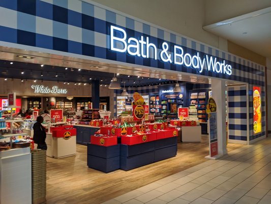 Bath Body Works 2150 Northwoods Blvd North Charleston Sc Cosmetics Fragrance Mapquest