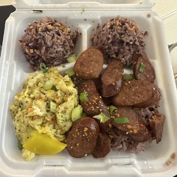 Ono Kine Grindz - Local Breakfast - Hawaiian Near Me - Wauwatosa, Wisconsin