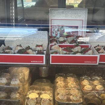 Edible Arrangements - Chocolate Strawberries - Gift Shops Near Me - La Mesa, California Edible Arrangements - Chocolate Strawberries - Gift Shops Near Me - La Mesa, California