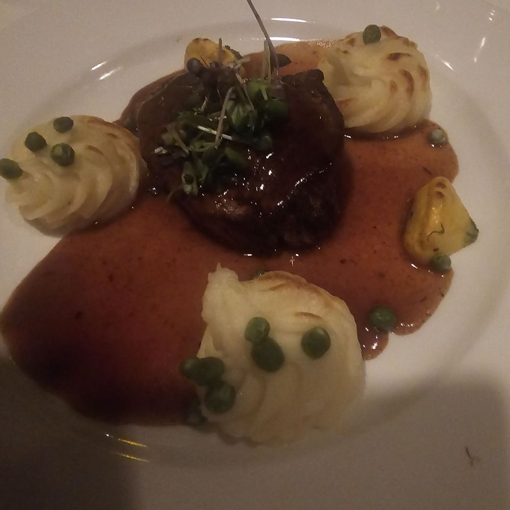 Wally's Desert Turtle - Filet of beef in a burgundy sauce - Steakhouses Near Me - Rancho Mirage, California Wally's Desert Turtle - Filet of beef in a burgundy sauce - Steakhouses Near Me - Rancho Mirage, California
