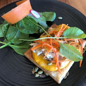 Oakleys Bistro - Chicken Tart - New American Near Me - Indianapolis, Indiana