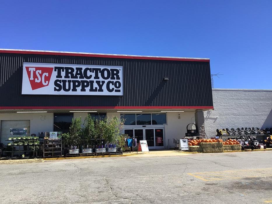 TRACTOR SUPPLY Updated September 2024 108B McMeans Ave, Bay