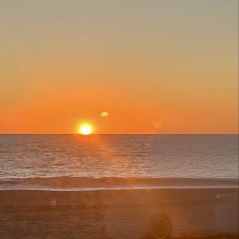 The Sunset Restaurant - Always Beautiful Sunsets Here! - New American Near Me - Malibu, California