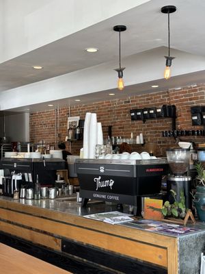 Thump Coffee by null
