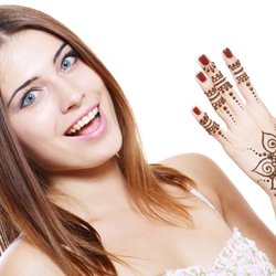Desire Salon Threading Specialists