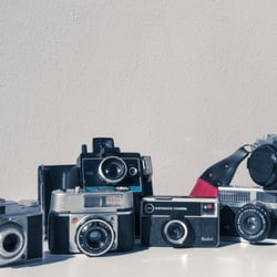 Ninna Anna - Macchine fotografiche da collezione e funzionanti