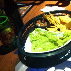 Once Sports Bar - Guacamole y chelas para acompañar las juntas de trabajo. #EnReuniónConLasCholas