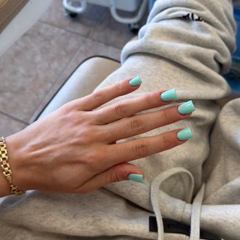 Luxe Nail Bar - Shape - Nail Salons Near Me - Victorville, California