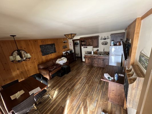 Cedar Glen Lodge by null