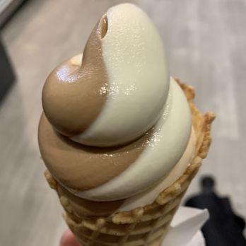 1-900-Ice Cream - Ice Cream & Frozen Yogurt Near Me - Philadelphia, Pennsylvania