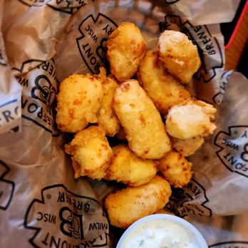Lakefront Brewery - Curds - Breweries Near Me - Milwaukee, Wisconsin