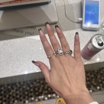 Polished Nail Bar - Nail Salons Near Me - Milwaukee, Wisconsin Polished Nail Bar - Nail Salons Near Me - Milwaukee, Wisconsin