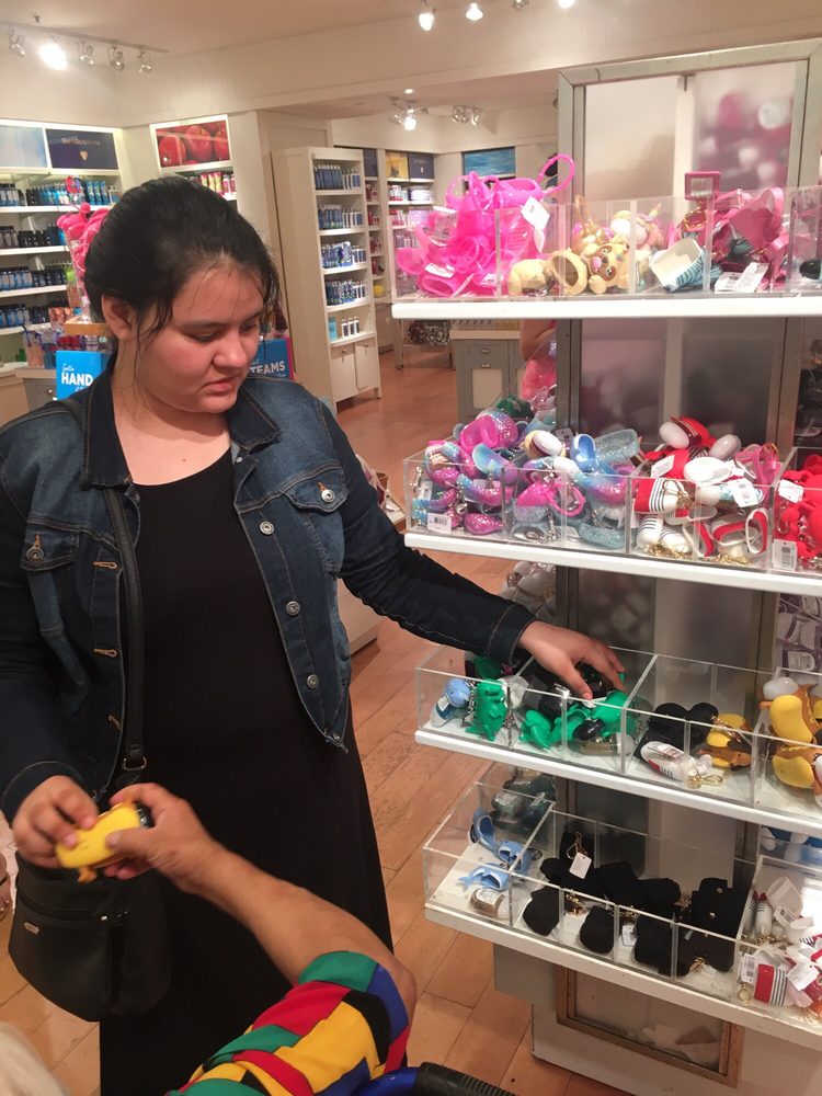 BATH & BODY WORKS Updated May 2024 11 Photos 2200 S 10th St