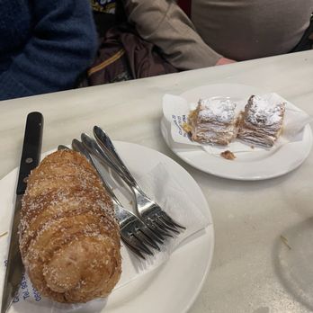 El Xampanyet - Tapas Bars Near Me - Barcelona, B