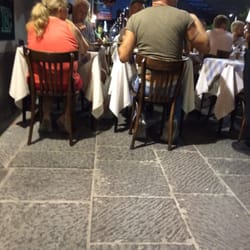 Ettore - All other diners in a group away from our table as we only wanted drinks? Strange.