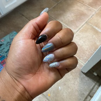 Dash Nail Bar - Nail Salons Near Me - Grand Prairie, Texas