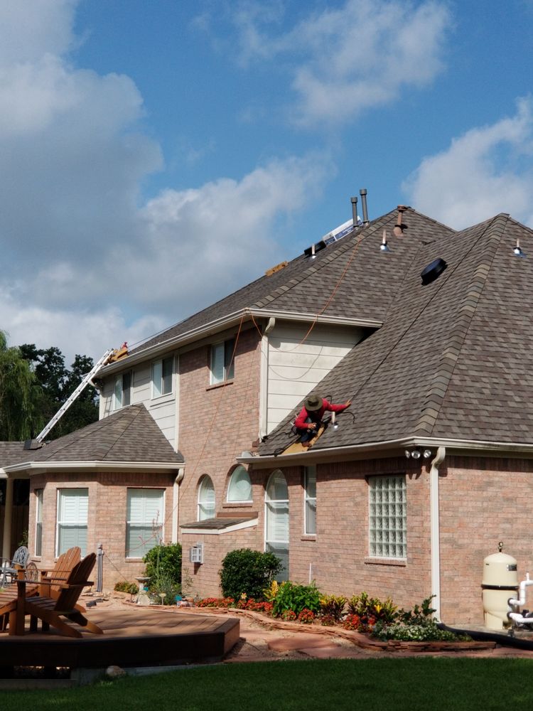 Slide of EZ Roof and Construction