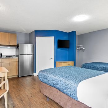 Suburban Studios - Studio with Two Full Beds - Hotels Near Me - Stuart, Florida