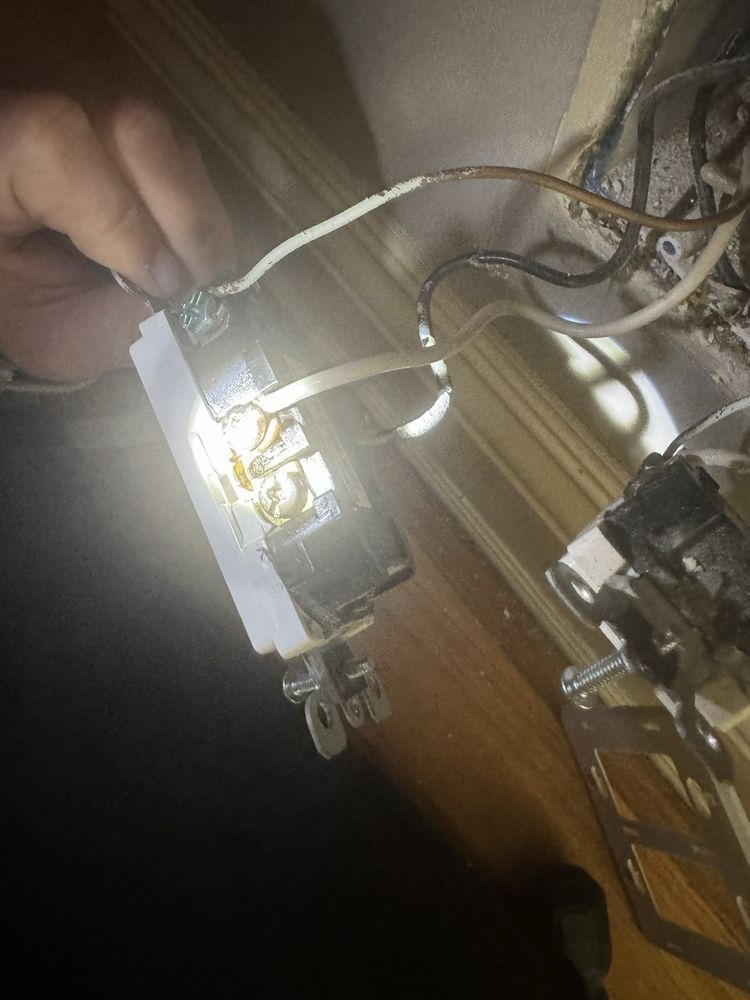Slide of Five or Free Electrical Solutions