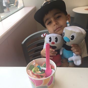 Yogurtland - Ice Cream & Frozen Yogurt Near Me - Pasadena, California