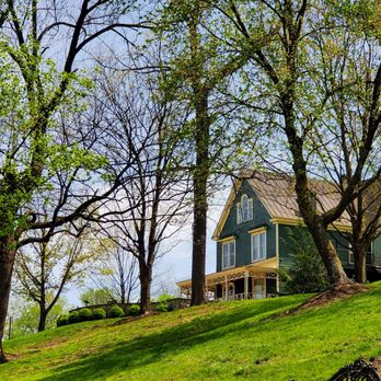 Maker's Mark Distillery - Idyllic view in Loretto, KY. - Tours Near Me - Loretto, Kentucky