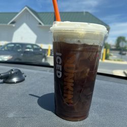 Dunkin' - Cold brew with sweet foam