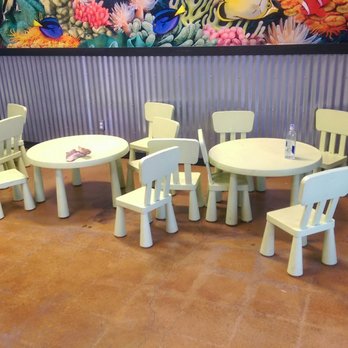 Wash N Go Laundry - Seating for kids, and even adults. - Laundromat Near Me - San Diego, California Wash N Go Laundry - Seating for kids, and even adults. - Laundromat Near Me - San Diego, California