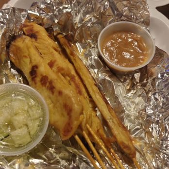Thai Jasmine - Chicken Satay, super moist with amazing peanut sauce. Very creamy and great taste to the sauce, bravo! - Thai Near Me - Gardnerville, Nevada