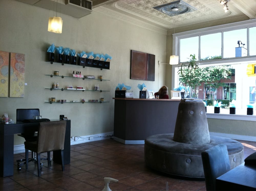 NAIL AND SKIN BAR Updated October 2024 25 Reviews 3990 Park Av