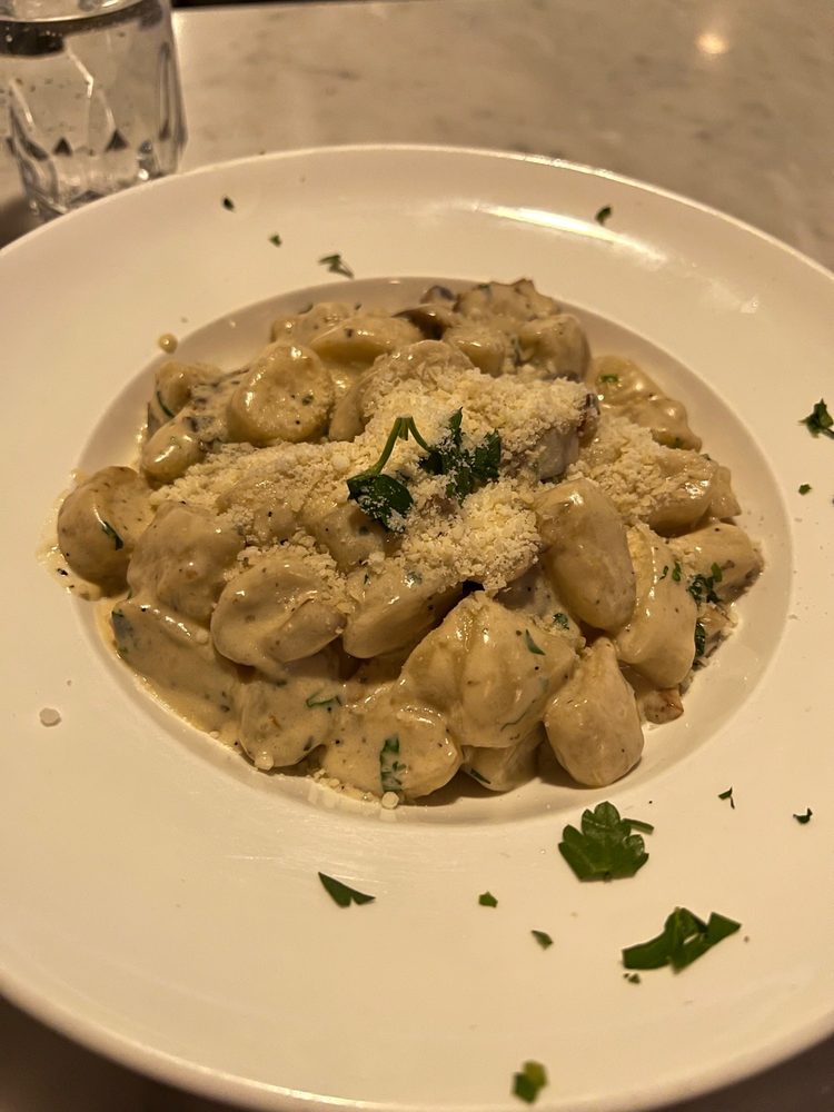 JOE G PIZZA & RESTAURANT 91 Photos & 174 Reviews 244 W 56th St, New