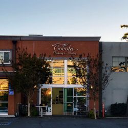 Cocola Bakery - Storefront