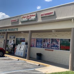 Pepes Mexican Restaurant and Store - Outaide